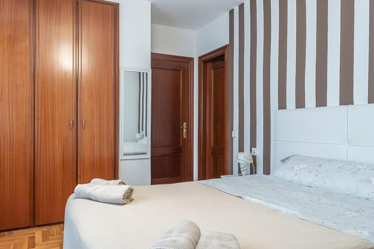 Coqueto Apartamento 2 Dormitorios Pamplona Kültér fotó